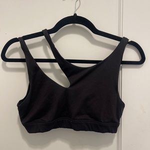 ALO yoga sports bra